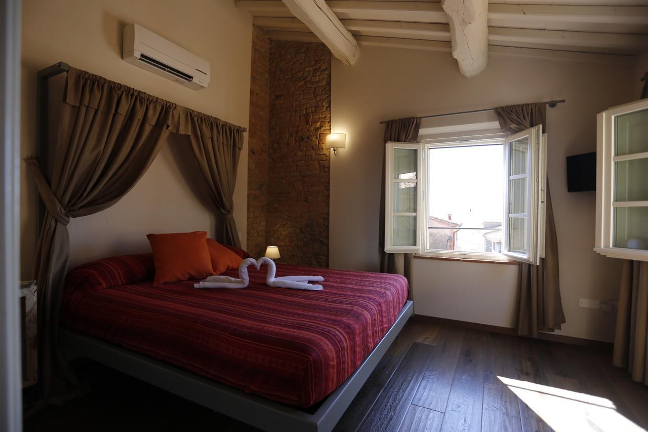Il Maramaldo Bed&Breakfast-Restaurant Lajatico Exterior photo