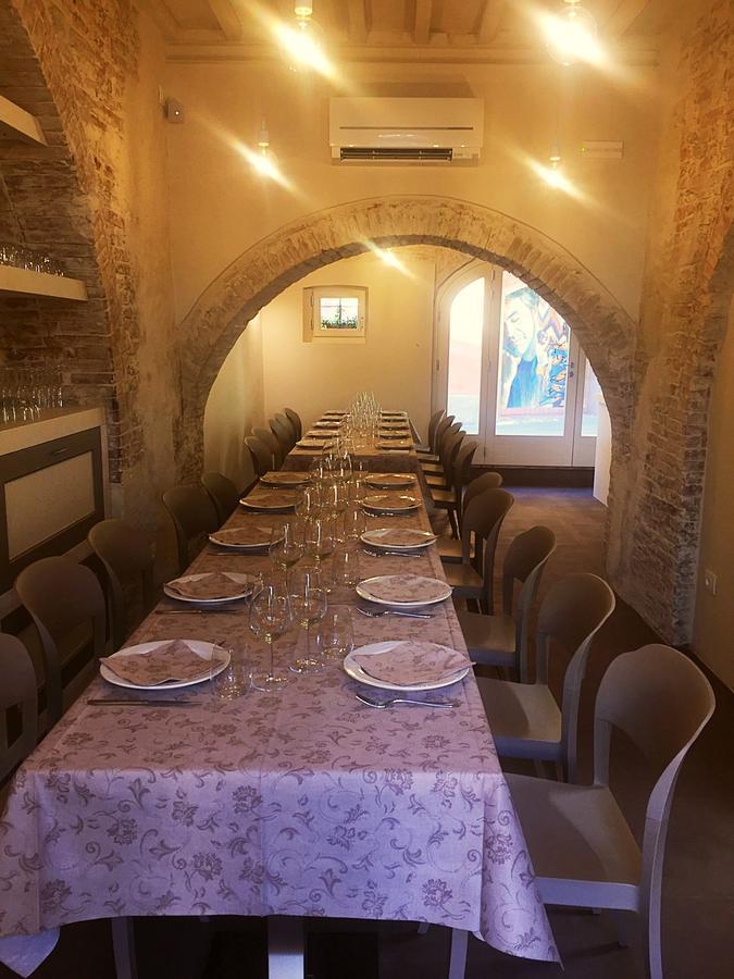 Il Maramaldo Bed&Breakfast-Restaurant Lajatico Exterior photo